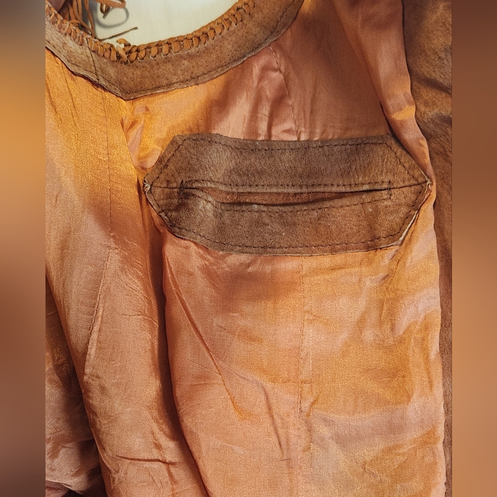 Mealey's Vintage Suede Leather Vest Sz 40 - Picture 9 of 10